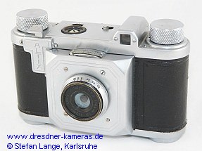 Altix I (early version with fixed-focus lens and fine knurling of the winding knobs, 1939)