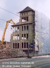 Abriss des Ihagee-Geb�udes Blasewitzer Str. 41/43 im Jahr 1995
