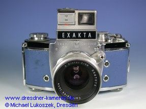 Varex IIa #640131 light blue leather-covered; with Biotar 2/58 and Ihagee exposure meter insert Varex IIa #640131 light blue leather-covered; with Biotar 2/58 and Ihagee exposure meter insert
