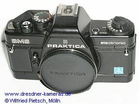 Praktica BMS mit Schild Pentacon Italia