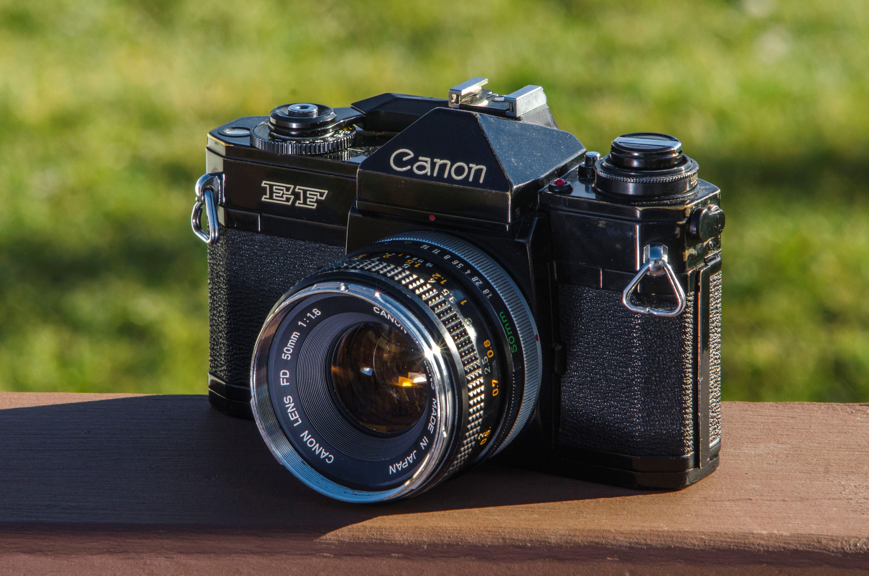 37％割引ブラック系,キヤノンEFマウント新品本物 Canon EF レンズ(単焦点) カメラブラック系キヤノンEFマウント
